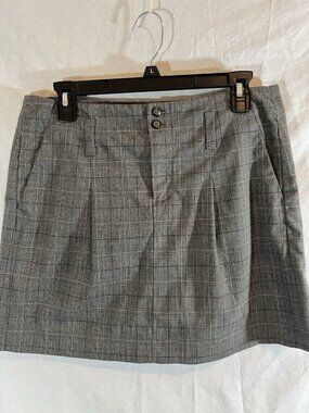 GAP Women’s Size 6 (Small) Gray Plaid Mini Skirt
